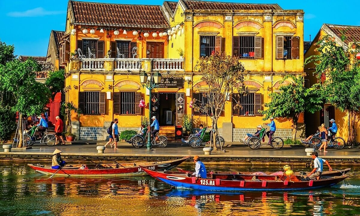Hue & Hoi An