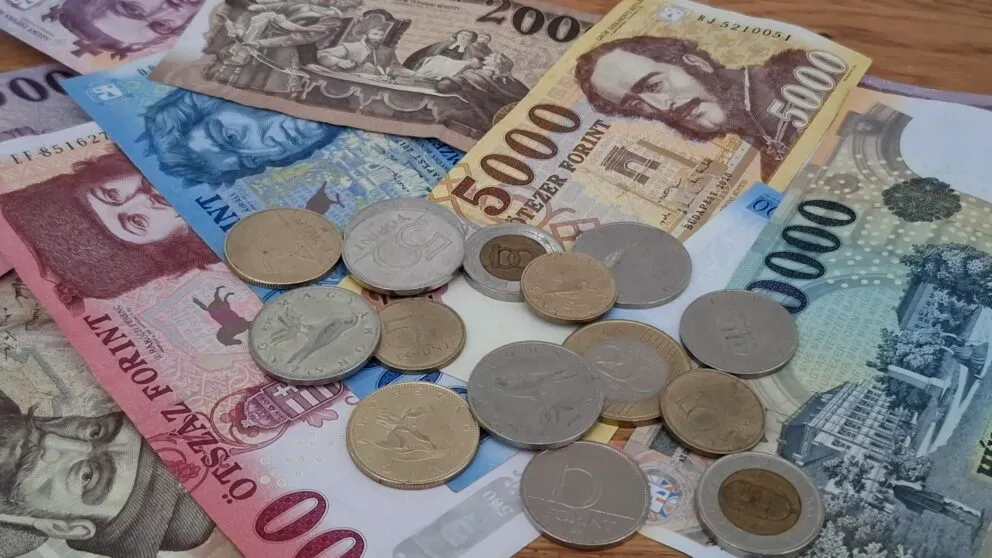 Hungarian_currency_forint16-992x