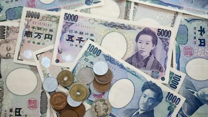 japanese-yen-money-close-up-of-t
