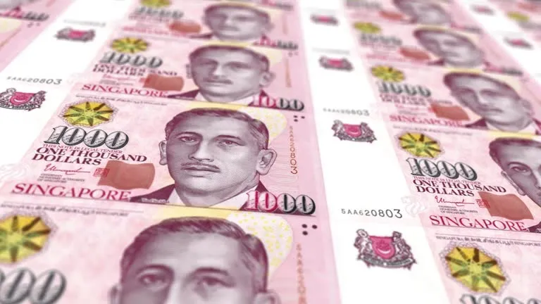 printing-singaporean-dollar-note