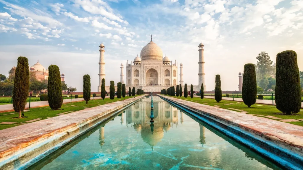 Travel Guide to India