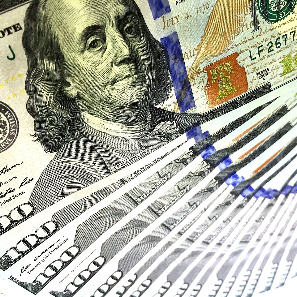 Should I Buy USD Now?